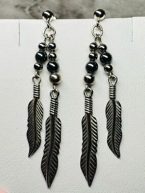 Feather Dangle Earrings Black & Silver Tone Beaded Boho Southwest